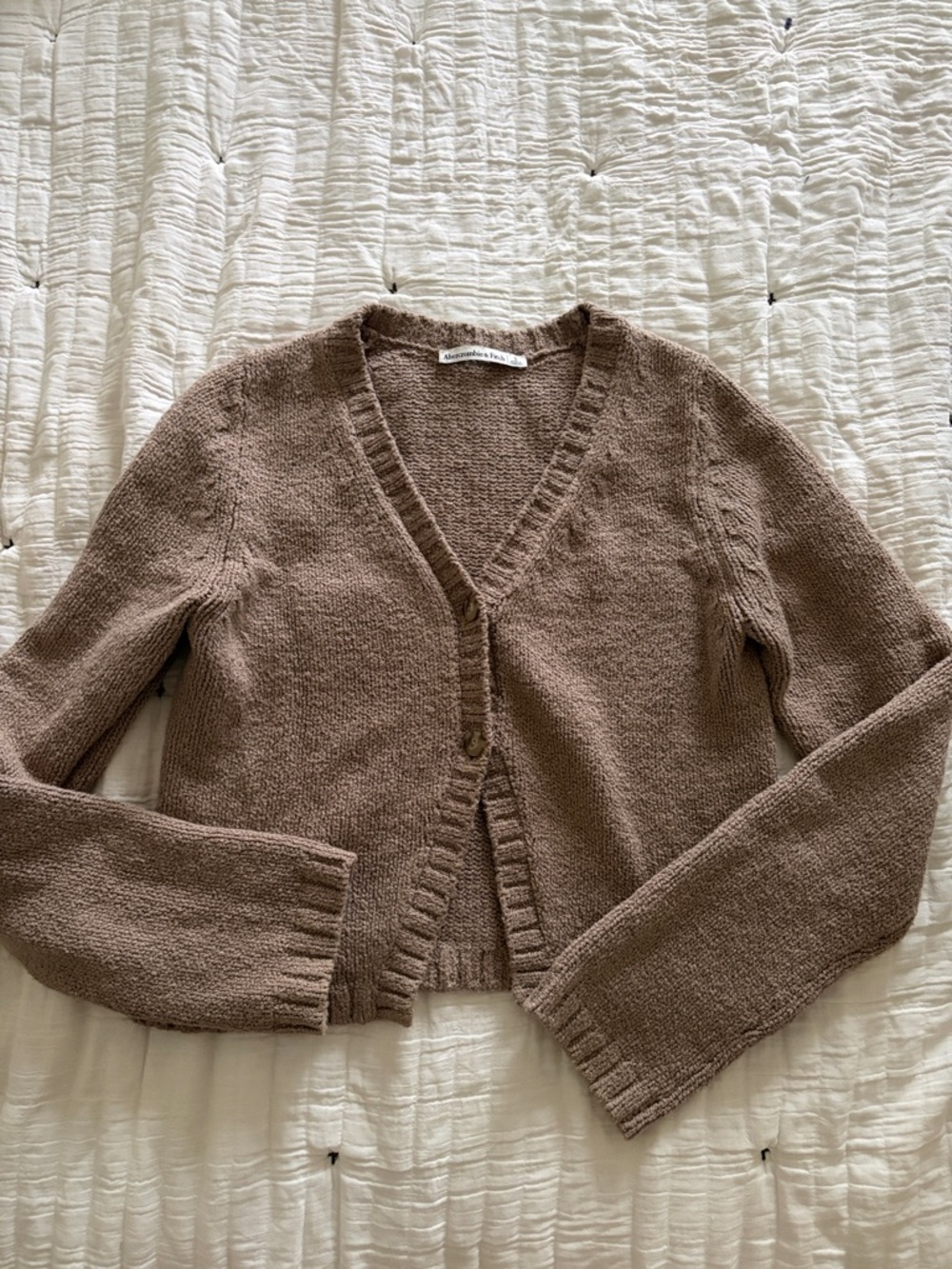 Abercrombie & Fitch Cropped V-Neck Cardigan - Taupe Brown